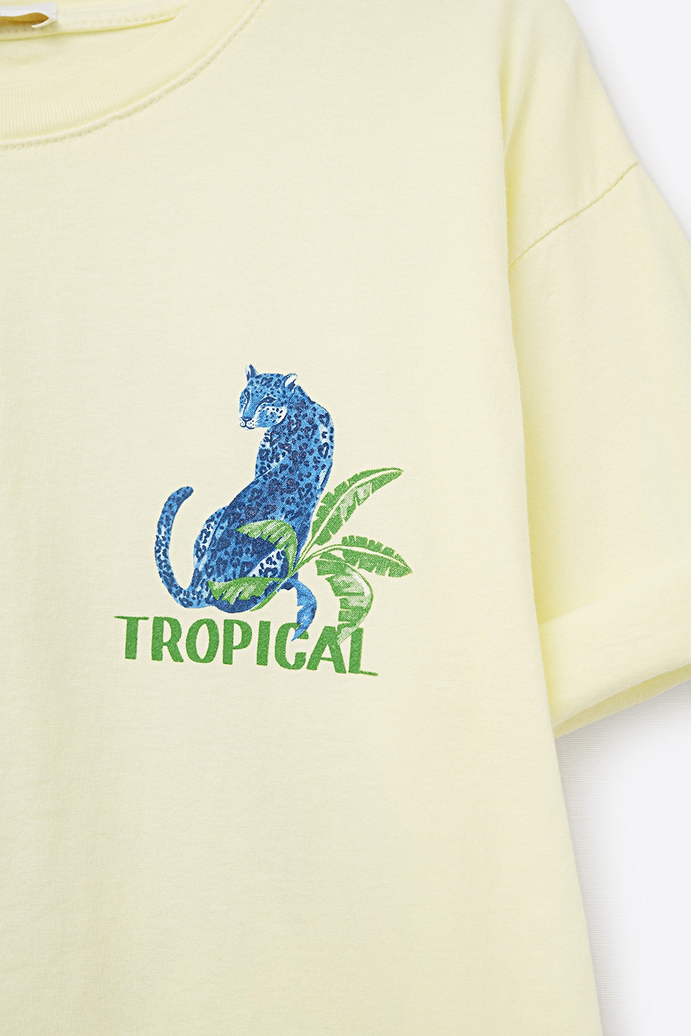 T-shirt jaune fabriquée en Italie avec imprimé graphique tropical