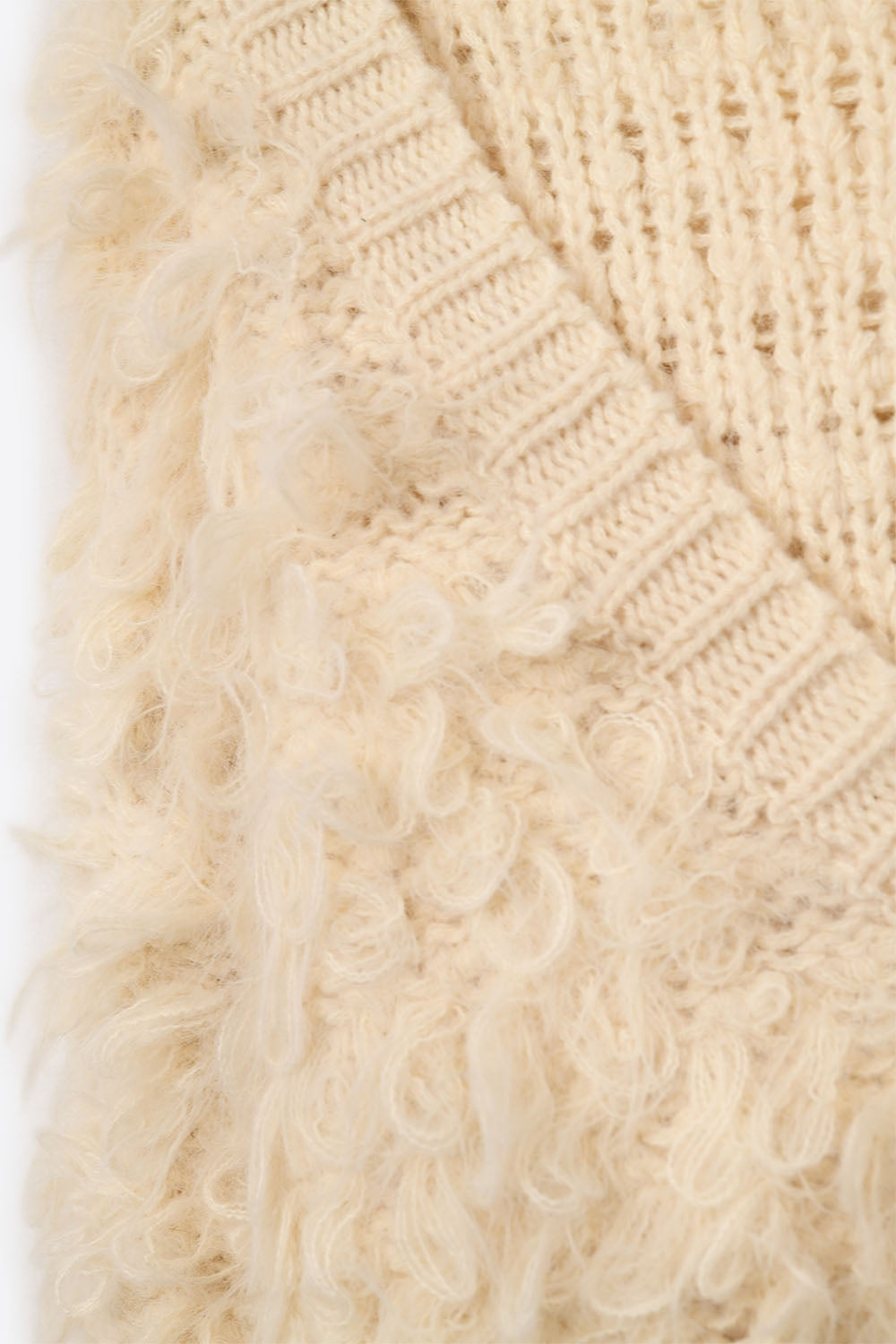 Chunky Shag Style Fluffy Knucky Cardigan en crème