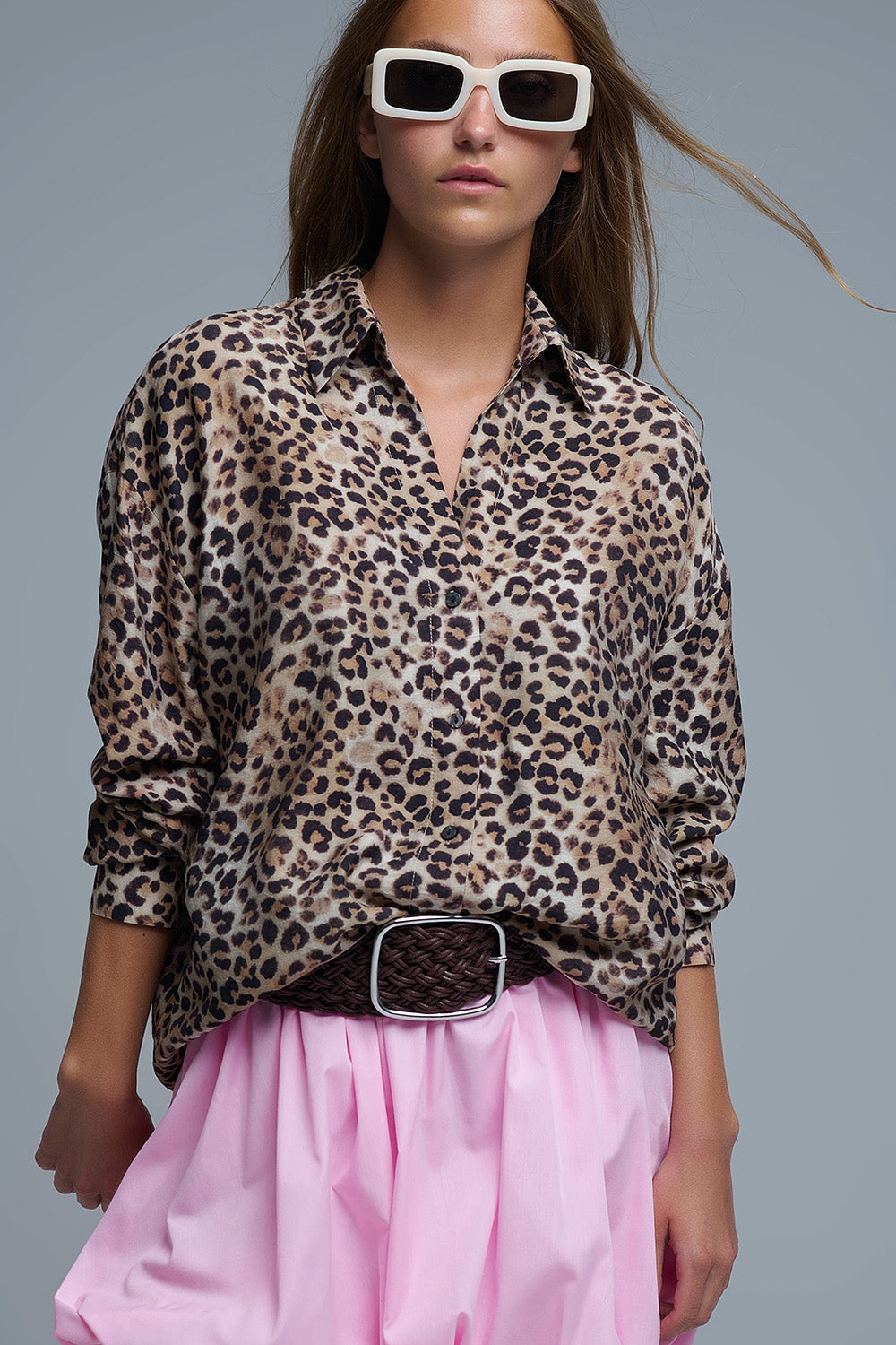 Chemise boutonnée surdimensionnée à imprimé léopard