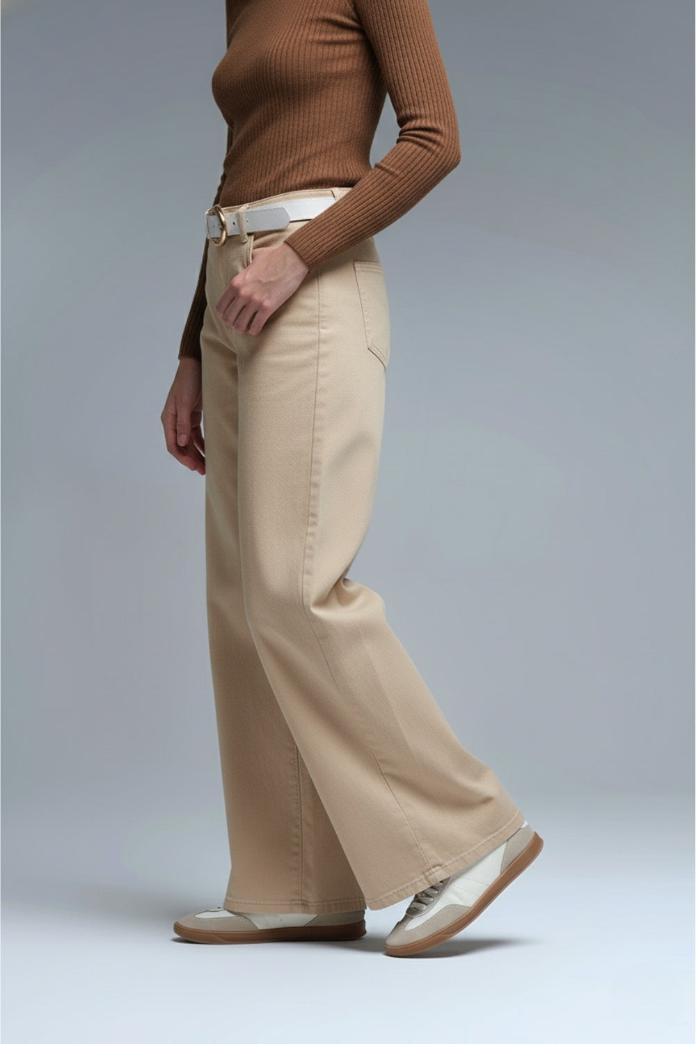 Pantalon extra large en beige lavé