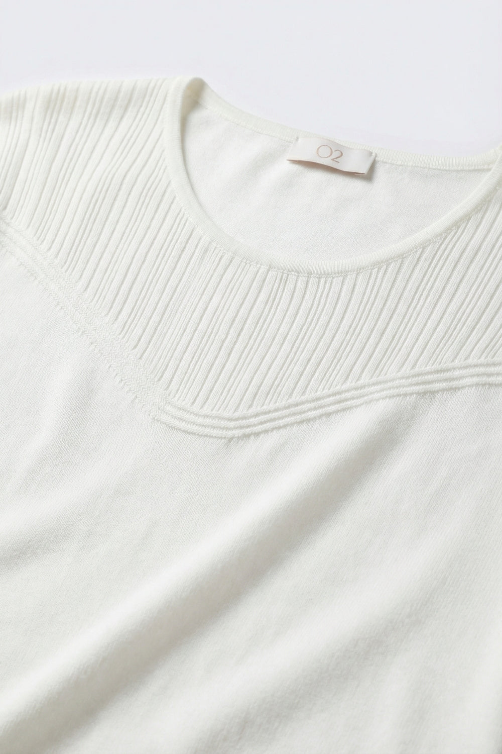 pull à manches courtes en tricot blanc avec détail texturé