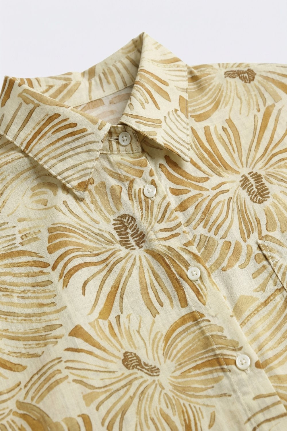Chemise à boutons florale coupe décontractée en jaune