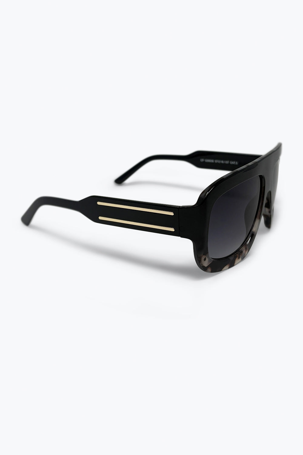 Lunettes de soleil oversize avec monture écaille noire et verres dégradés