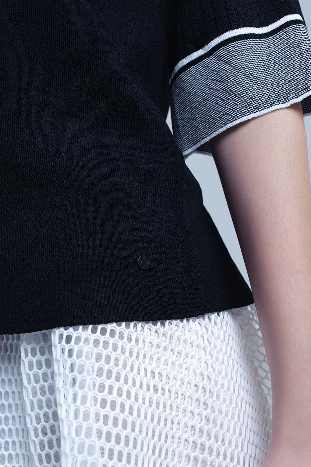 Pull en maille noire avec manches cloche