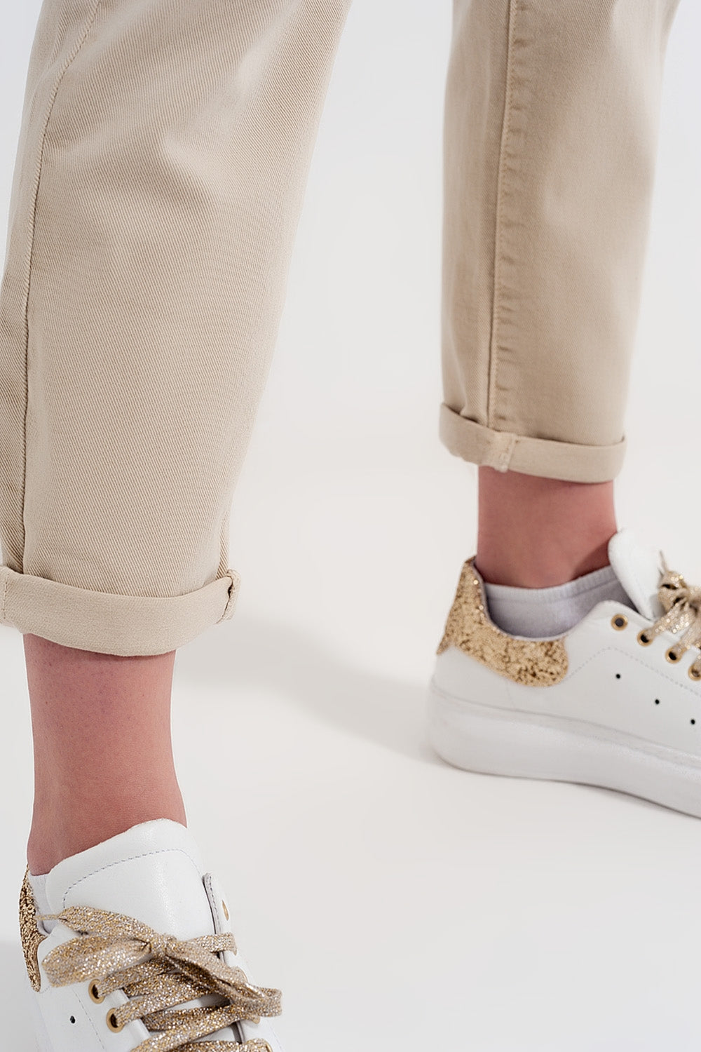 Jean mom à élastique taille haute froncée beige