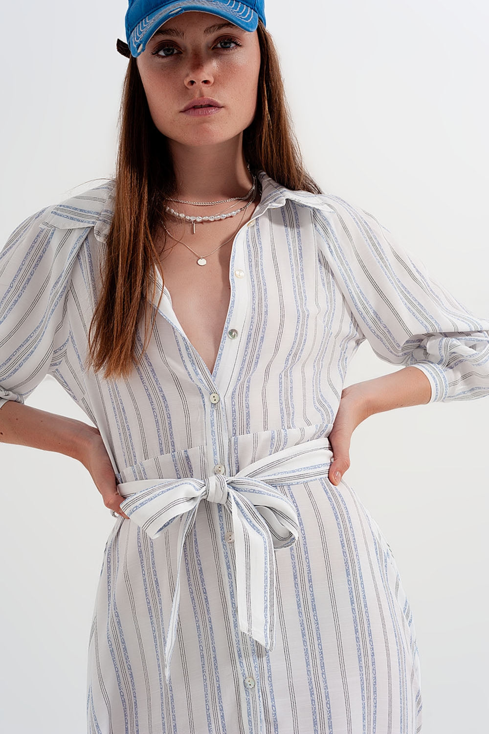Robe babydoll mi-longue boutonnée à rayures