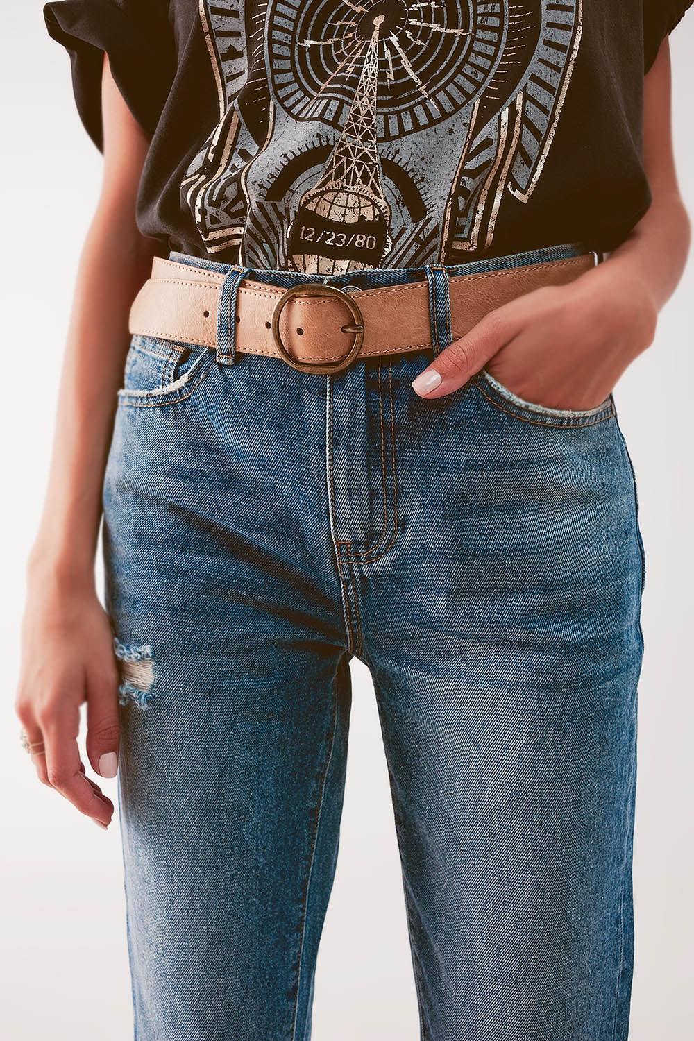 Jean taille haute avec cuisse fendue