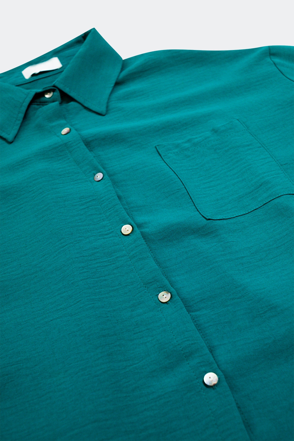 Chemise oversize à poche en vert