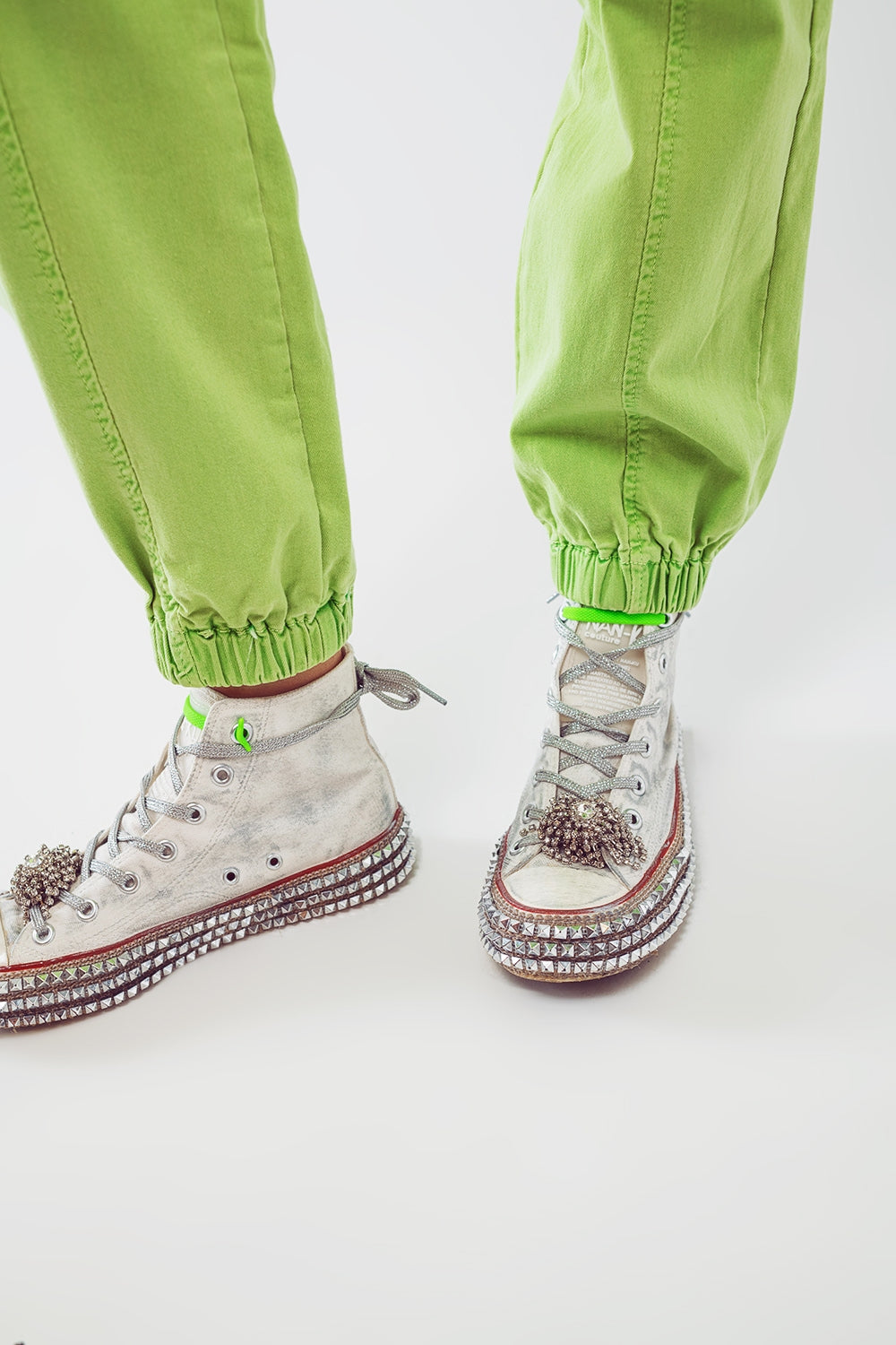 Pantalon cargo vert menthe avec taille et ourlet élastiques