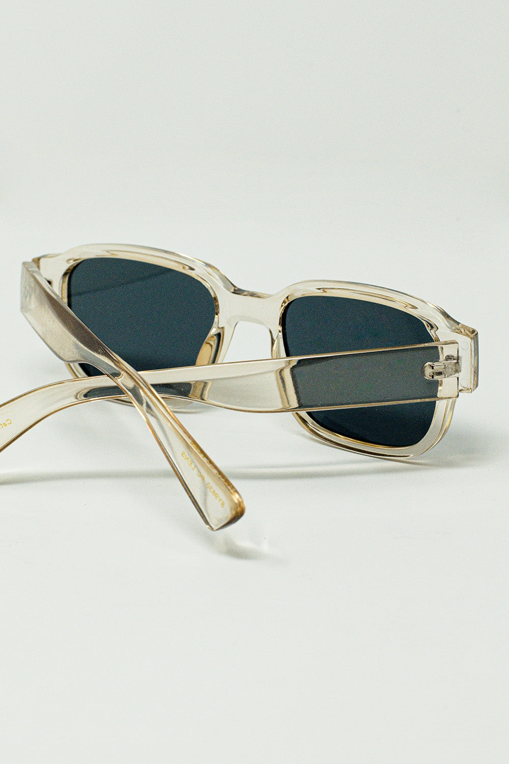 Lunettes de soleil carrées en cristal jaune