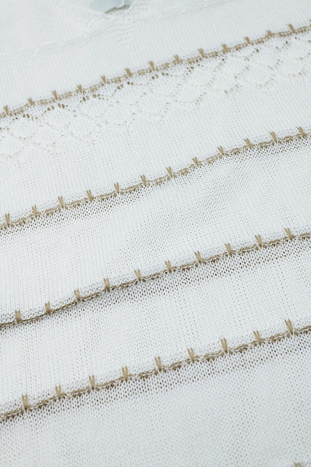 Blanc - Robe midi sans manches à encolure en V et motif en crochet