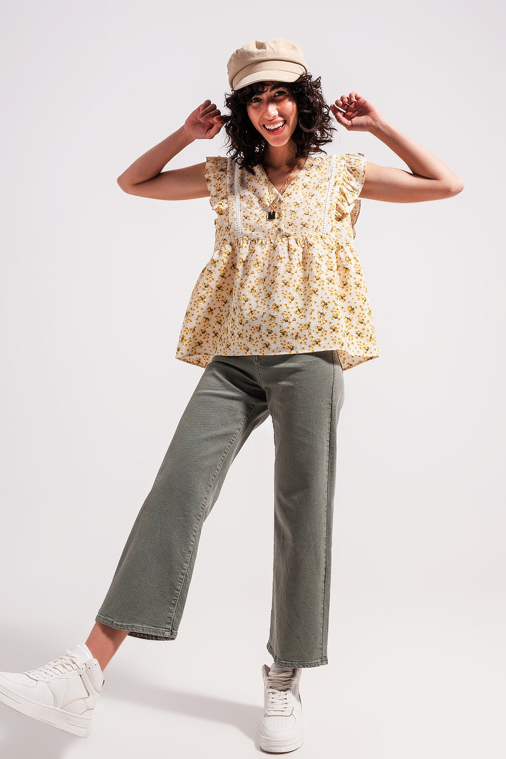 Blouse à volants en jaune