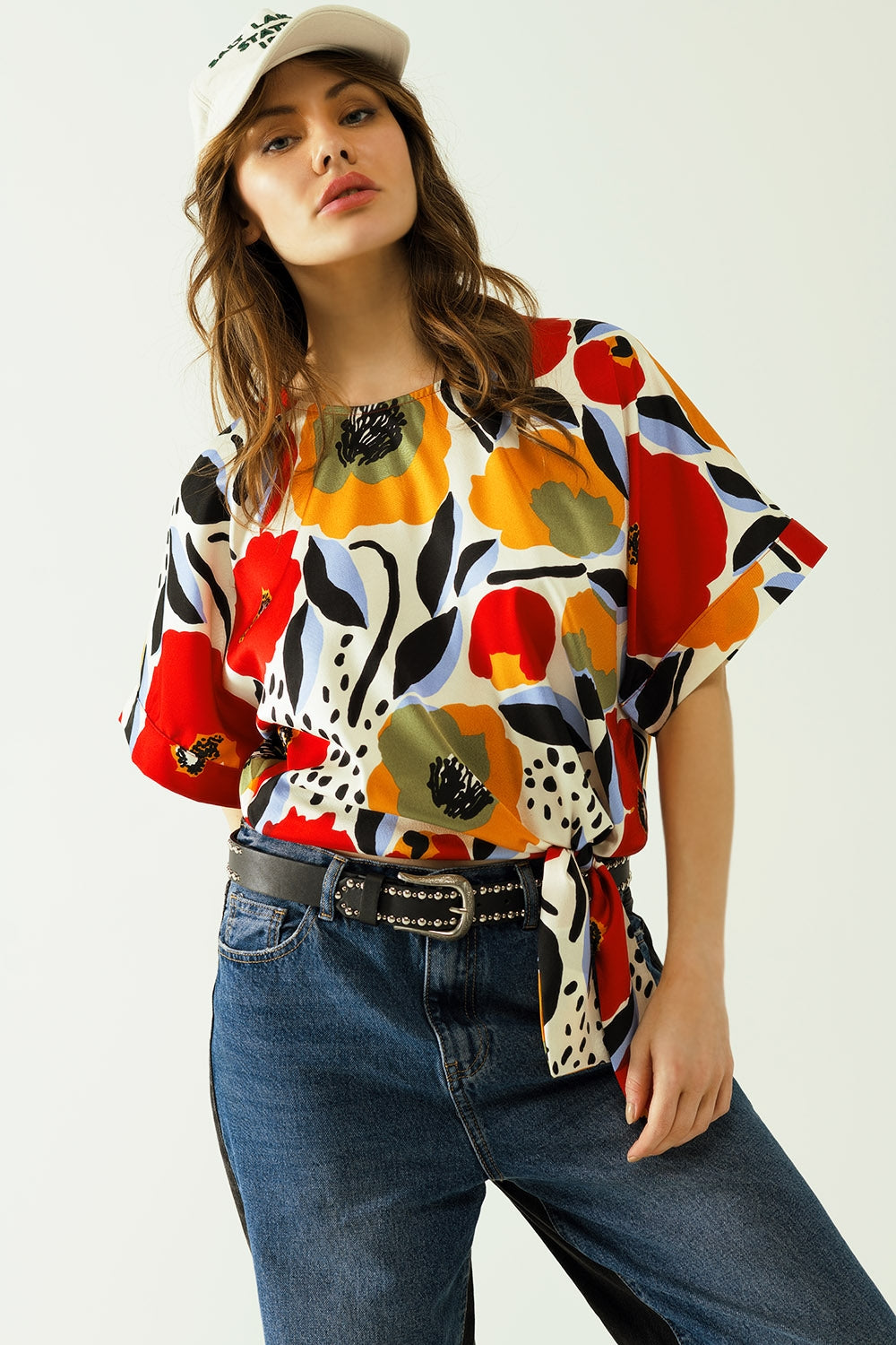blouse blanche Relaxed à motifs de coquelicots et manches courtes