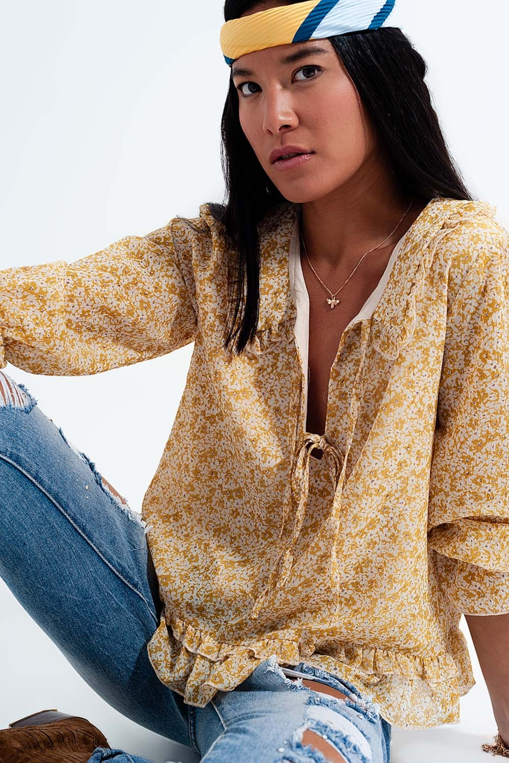 Blouse en mousseline avec lien sur le devant Imprimé à petites fleurs jaune
