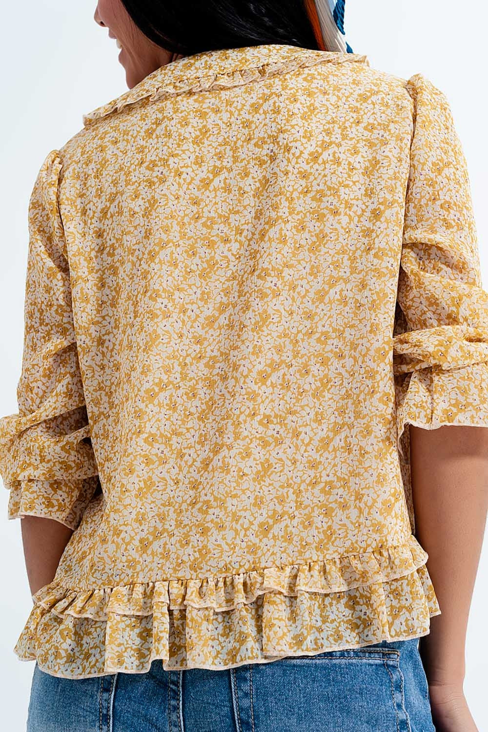 Blouse en mousseline avec lien sur le devant Imprimé à petites fleurs jaune