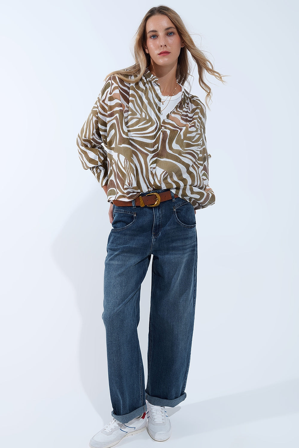 blouse en mousseline de soie fluide à imprimé zébré kaki