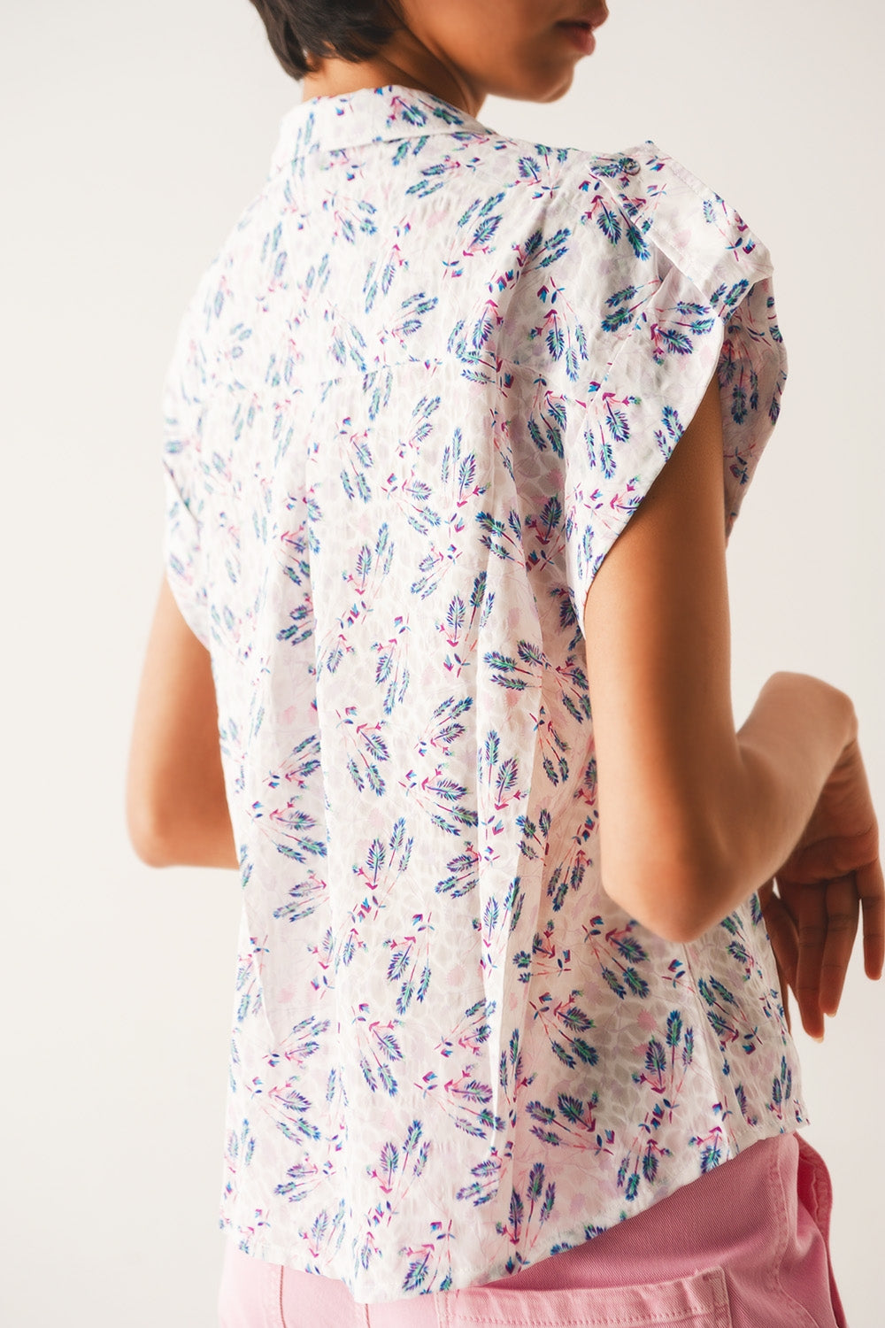 Blouse mauve avec poches et imprimé floral