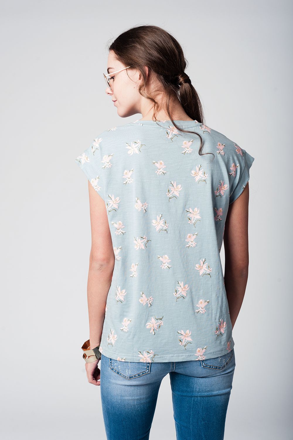 Blue T-shirt with floral print