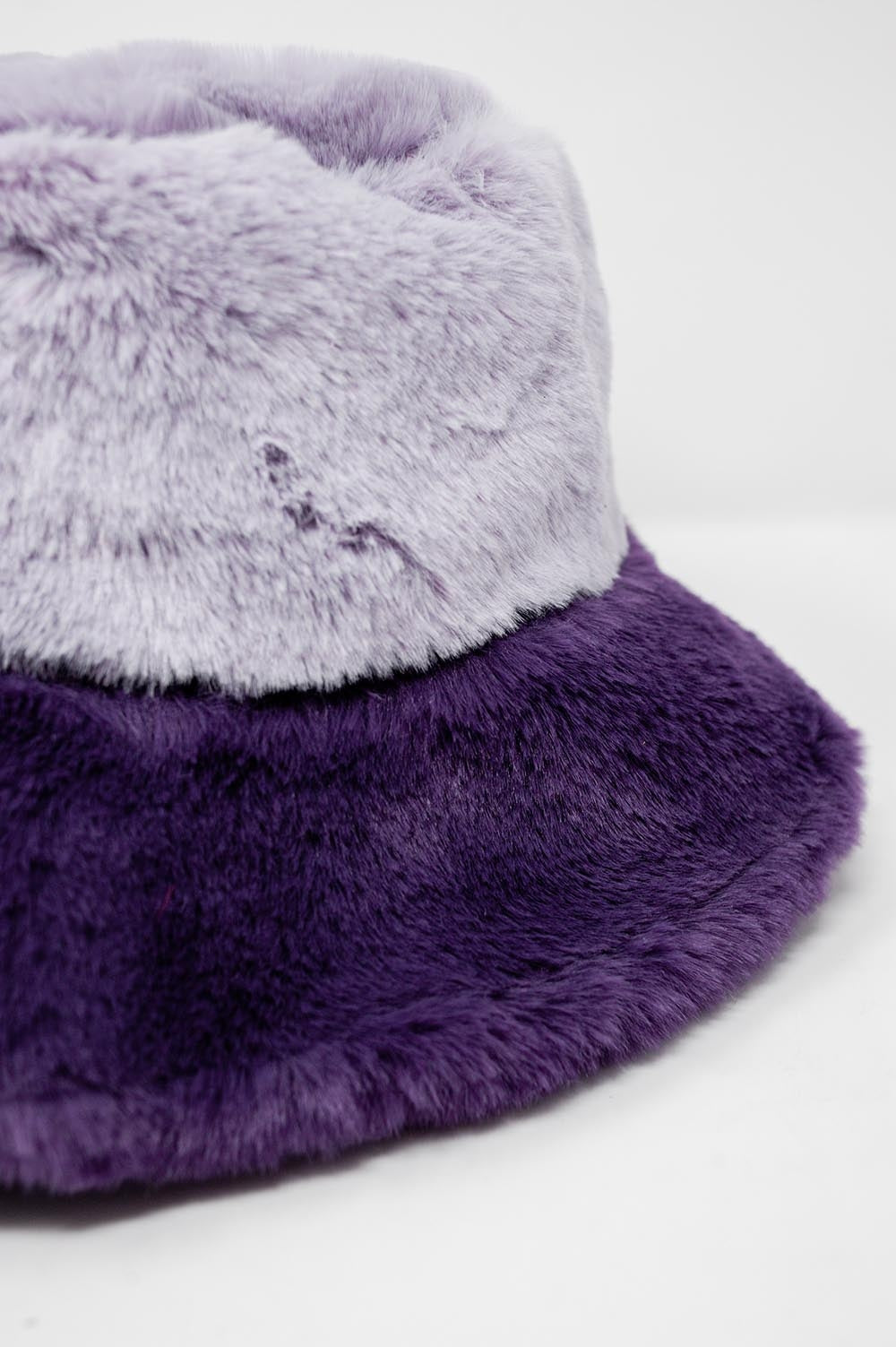 Bob en fausse fourrure Violet