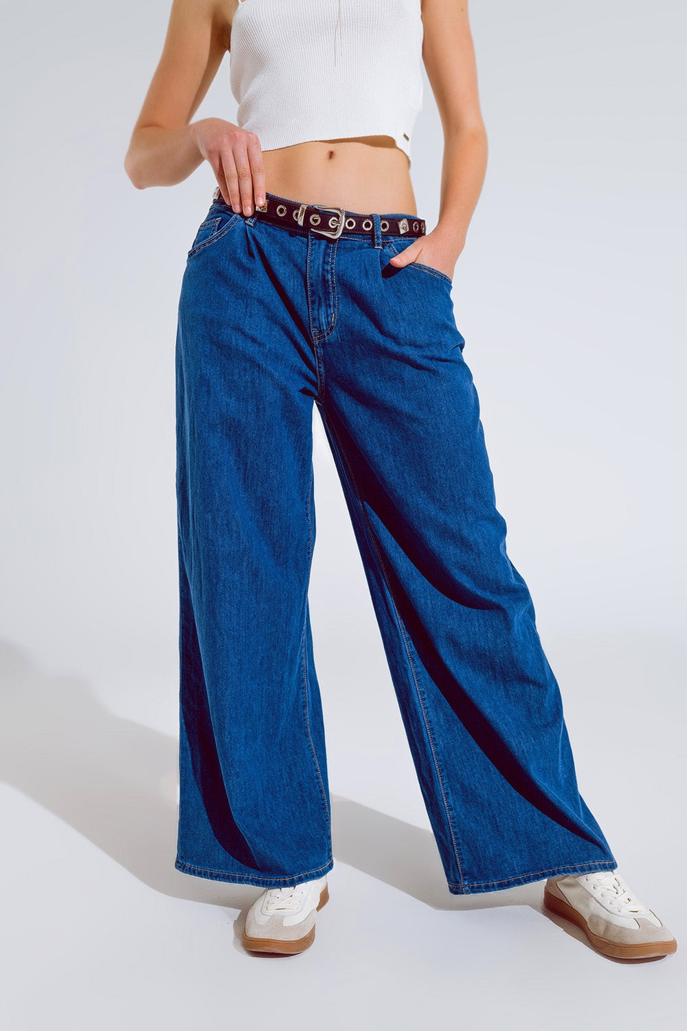 Boyfriend Jean cinq poches à jambe large en délavage foncé