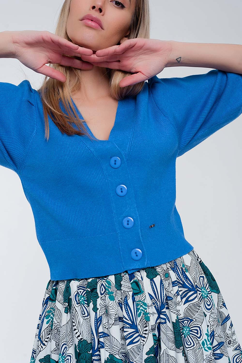 Cardigan à manches bouffantes bleu