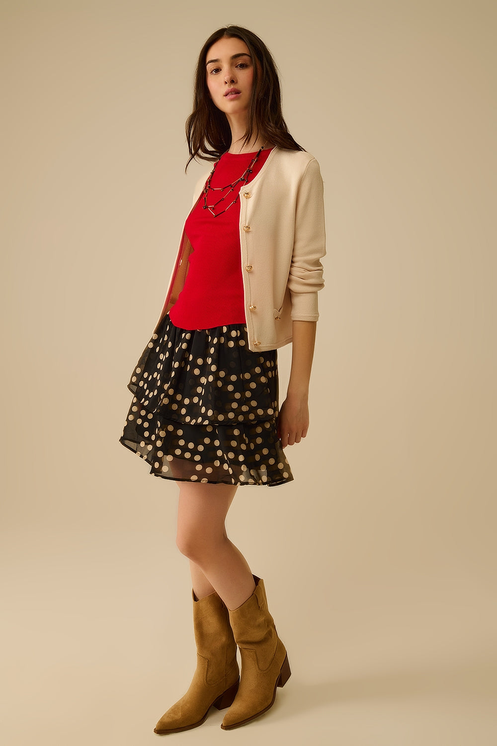 Cardigan beige avec boutons dorés