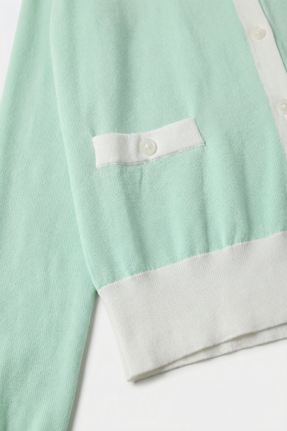 Cardigan classique à boutons contrastés vert menthe