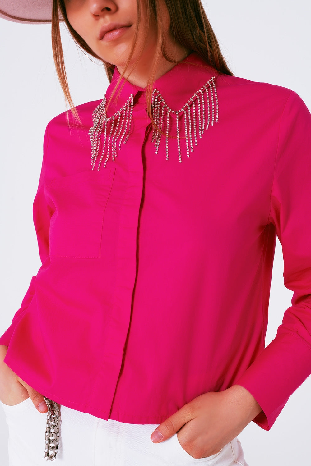 Chemise avec col à franges et strass en fuxia