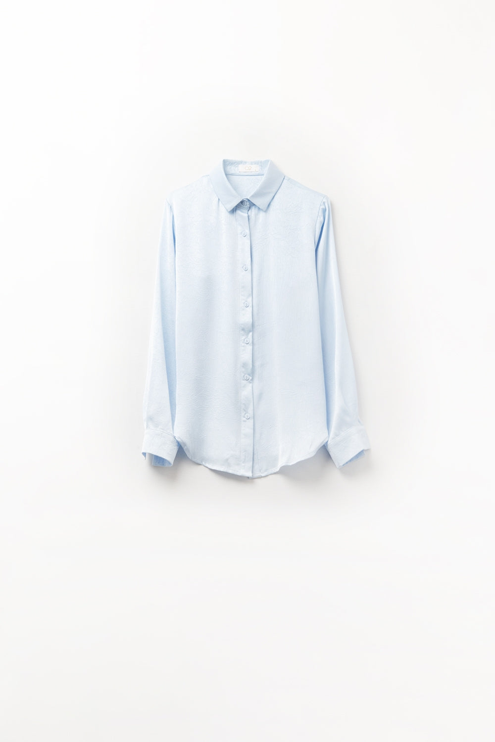 Chemise boutonnée bleue bébé en satin