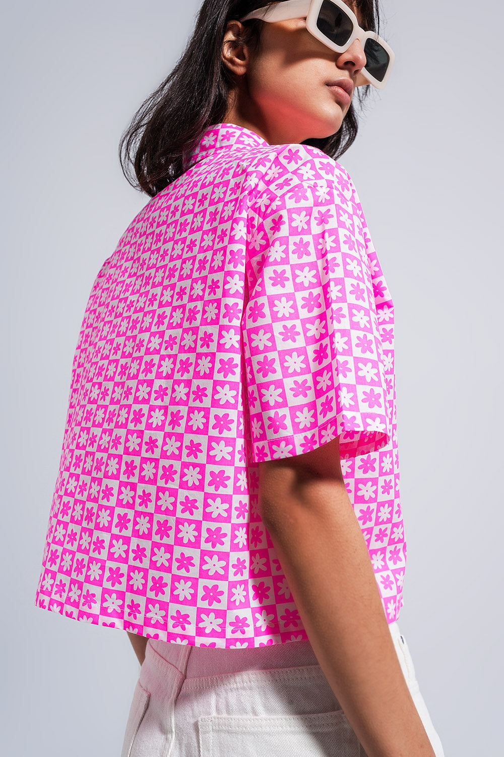 Chemise courte rose boutonnée style années 90