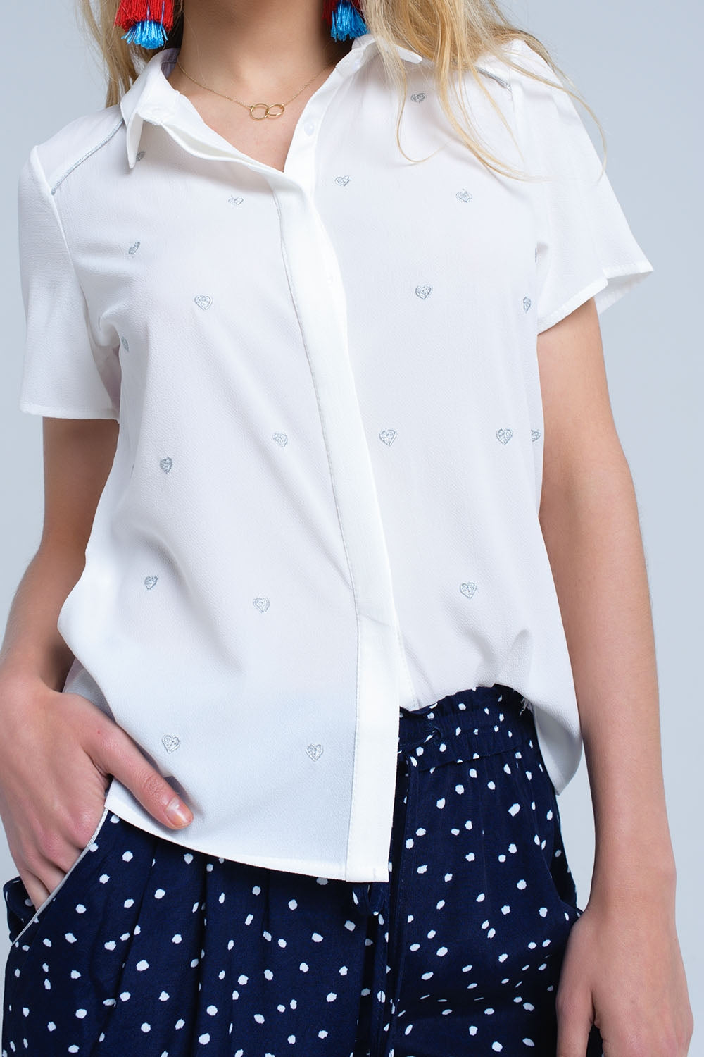 Chemise crème avec broderie coeur