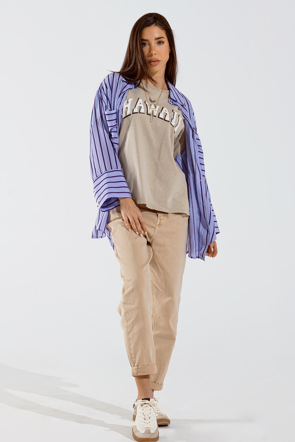 Chemise en lavande à rayures violettes et poches de poitrine