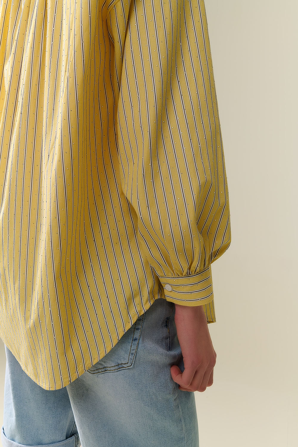 chemise en popeline rayée jaune ornée de strass