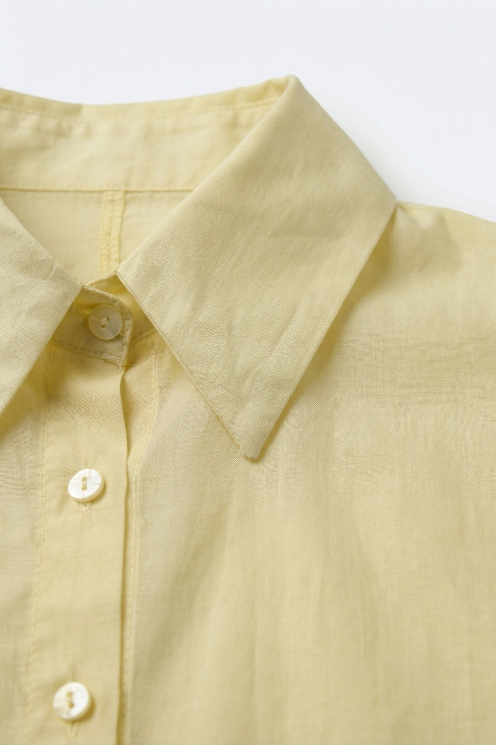 Chemise en satin brillant jaune Chemise boutonnée à coupe décontractée