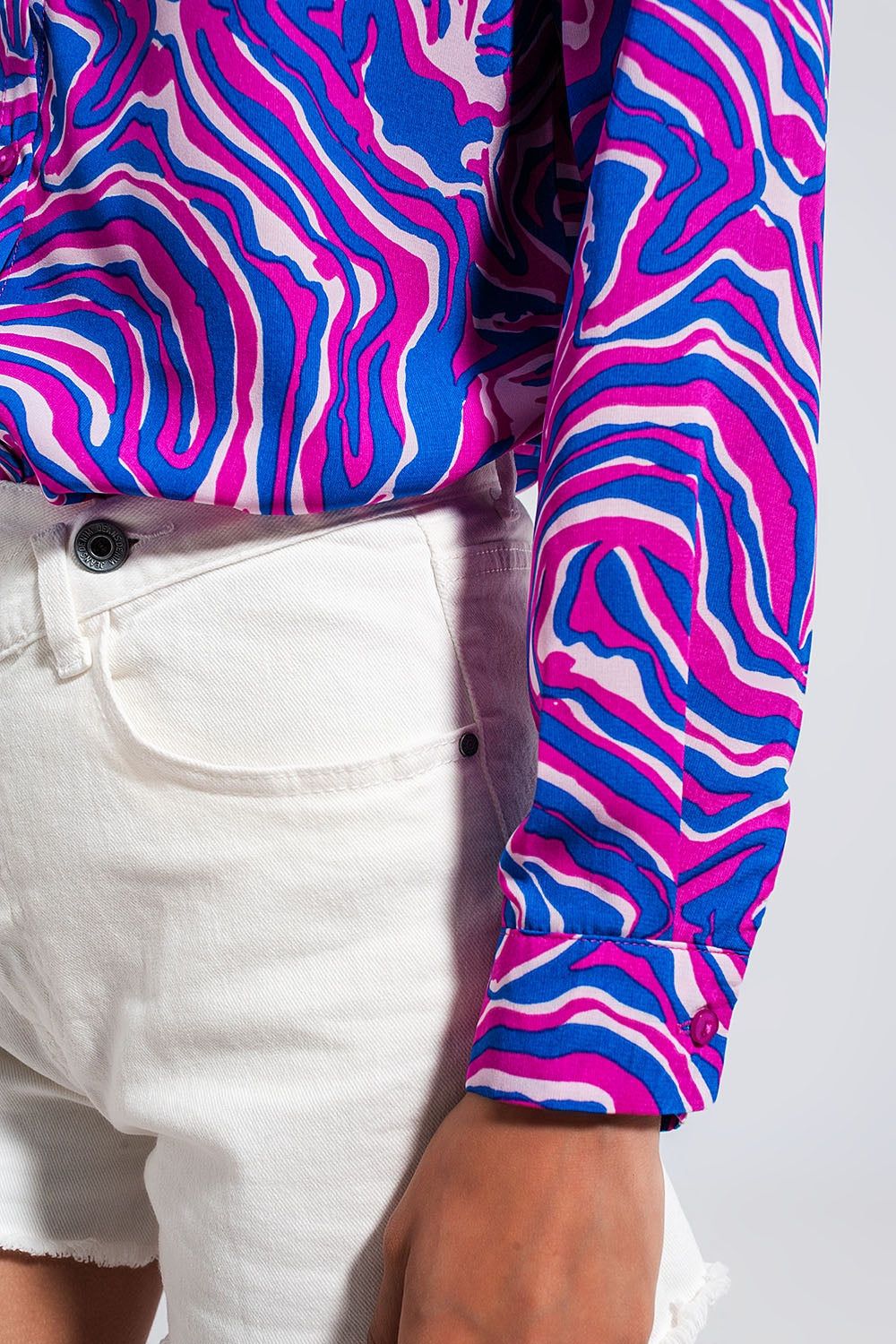 Chemise fluide à imprimé abstrait violet