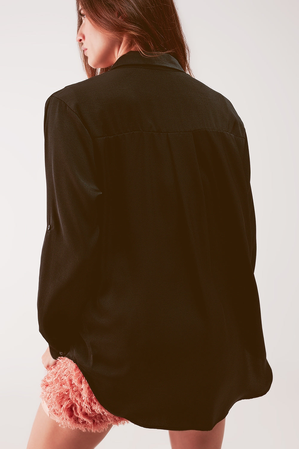 Chemise manches longues décontractée en satin noire