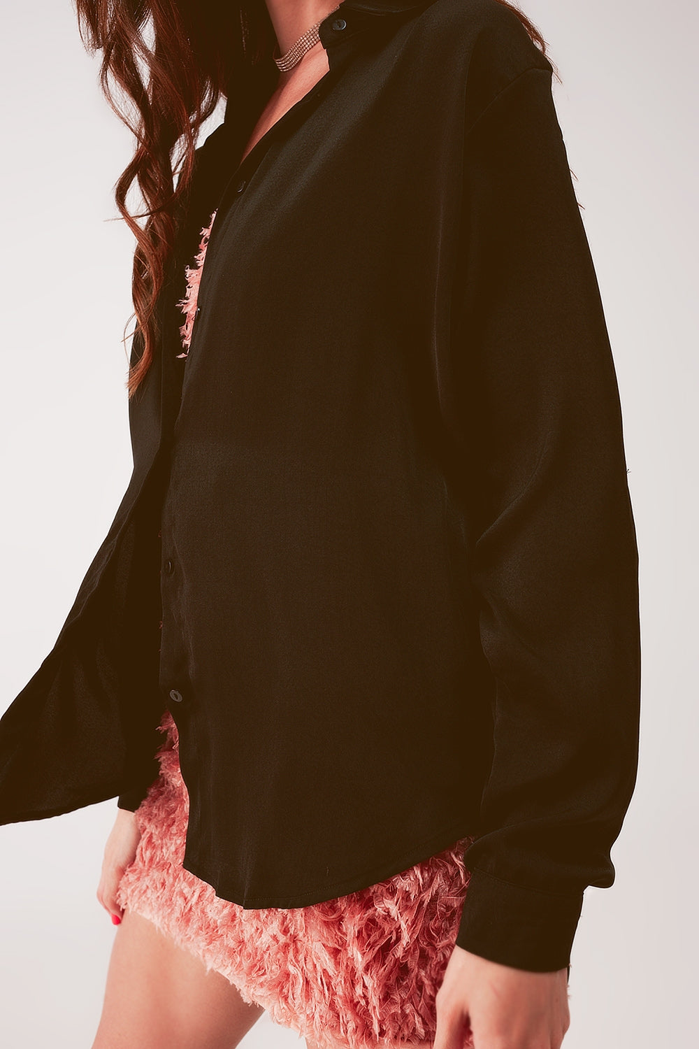 Chemise manches longues décontractée en satin noire