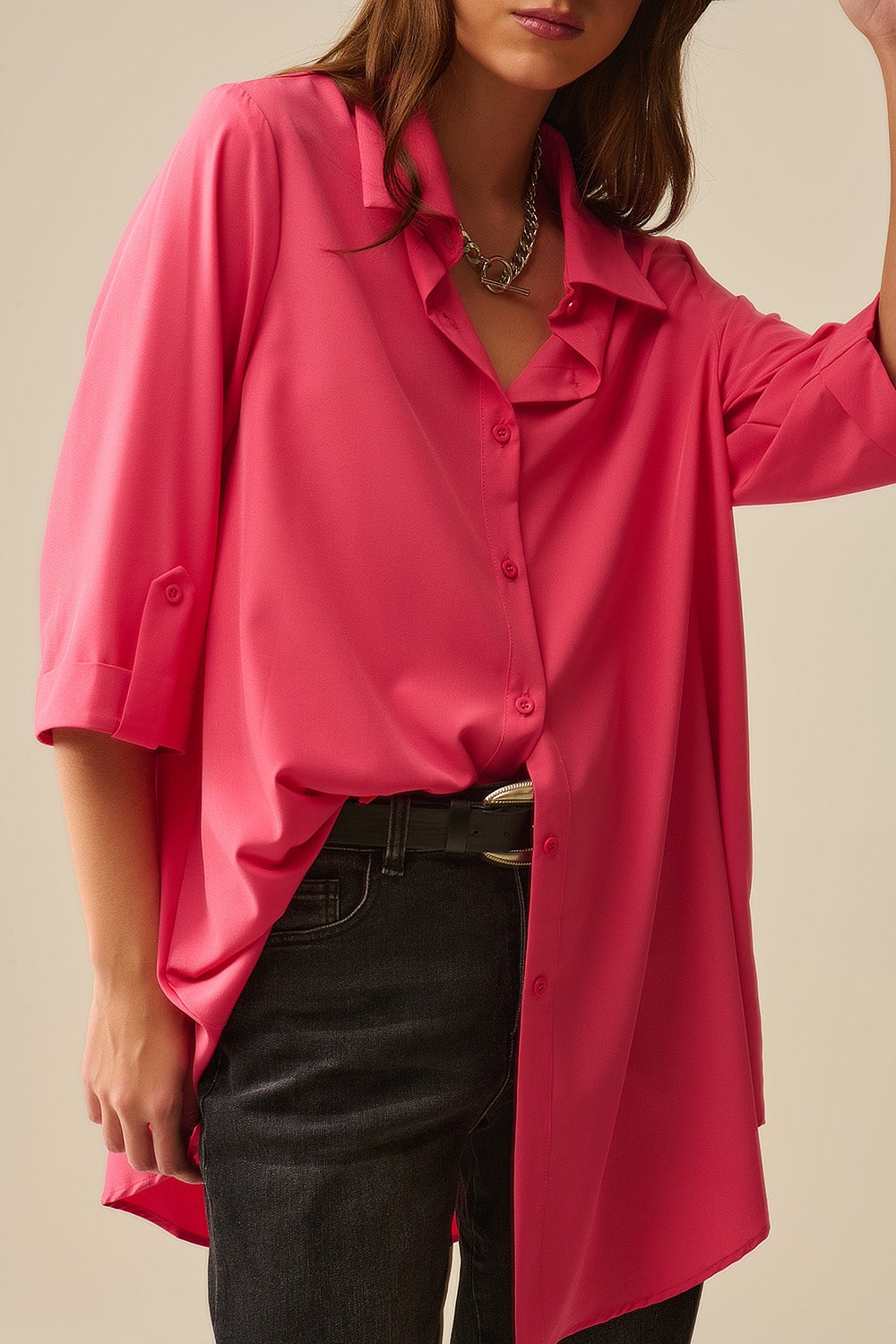 Chemise maxi en tissu très doux et léger de couleur corail