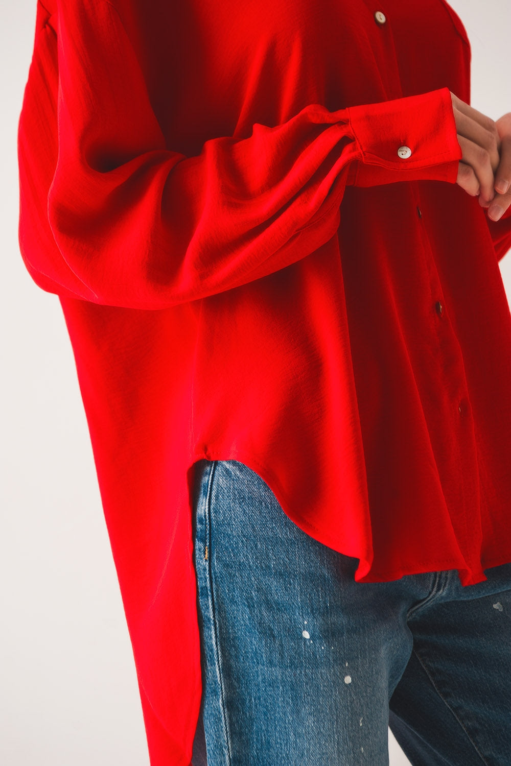Chemise oversize à poche en rouge