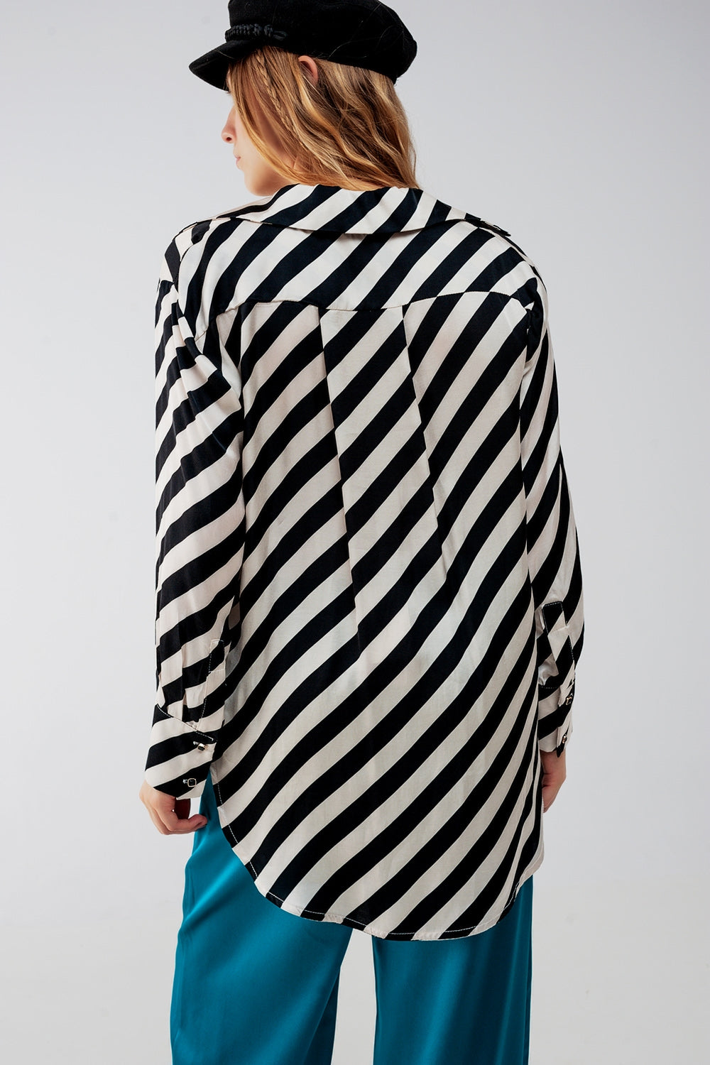Chemise oversize boutonnée à rayures