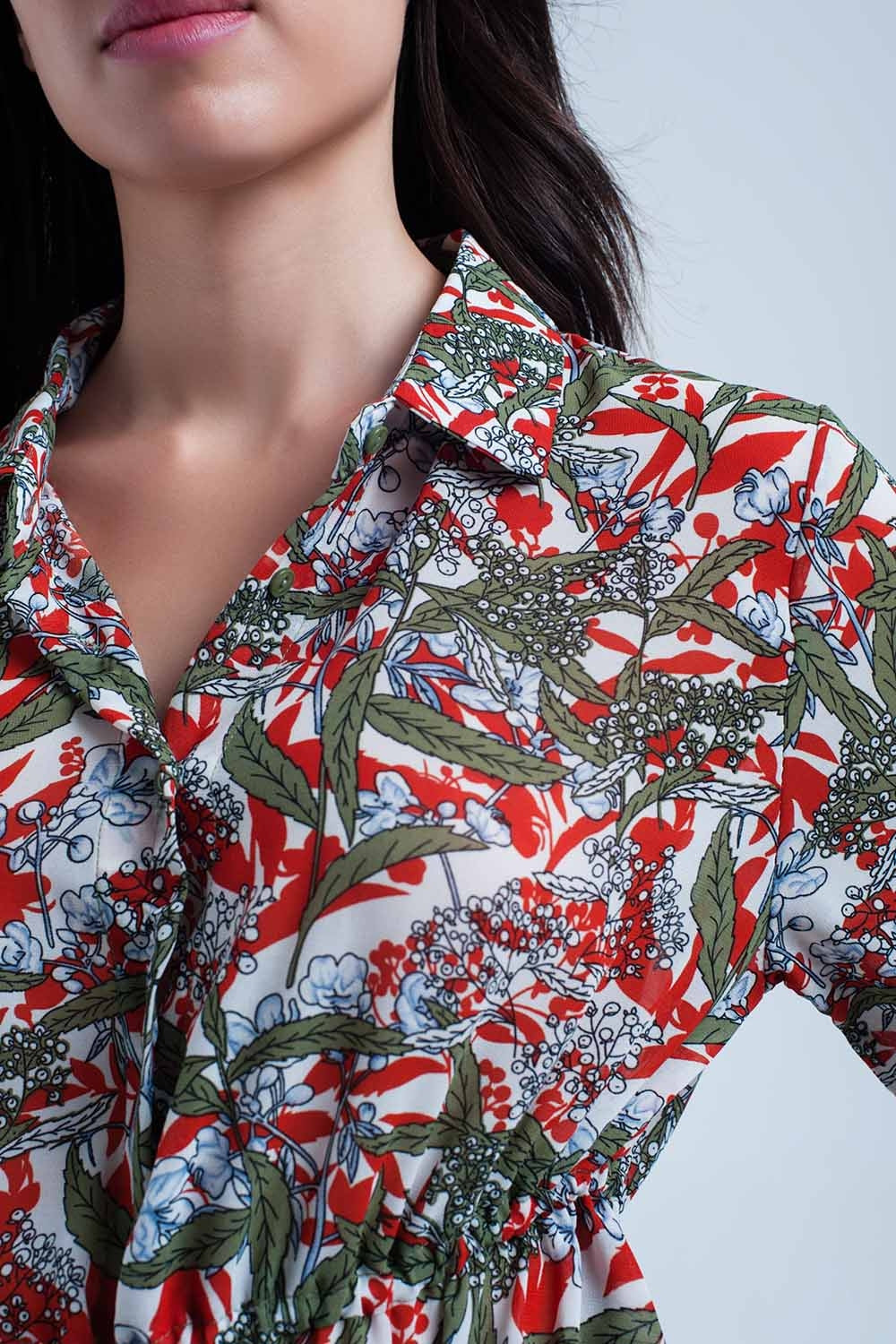 Chemise rouge à imprimé feuille et fleur