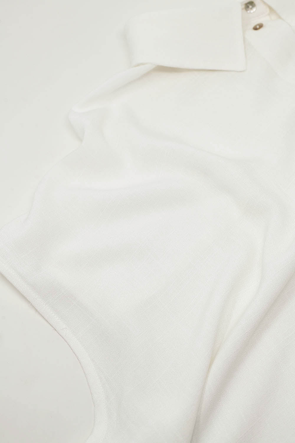 Chemisier blanc boutonné à col polo