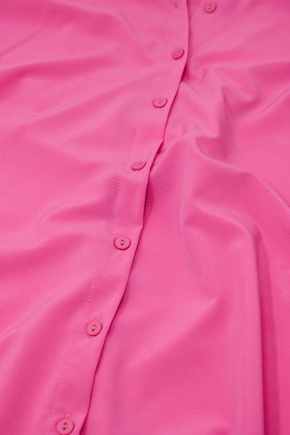 Chemisier boutonné sans manches à col mao rose