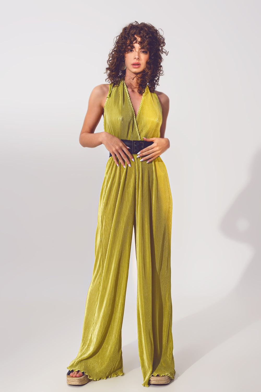Combinaison maxi plissée à col licou en satin en vert