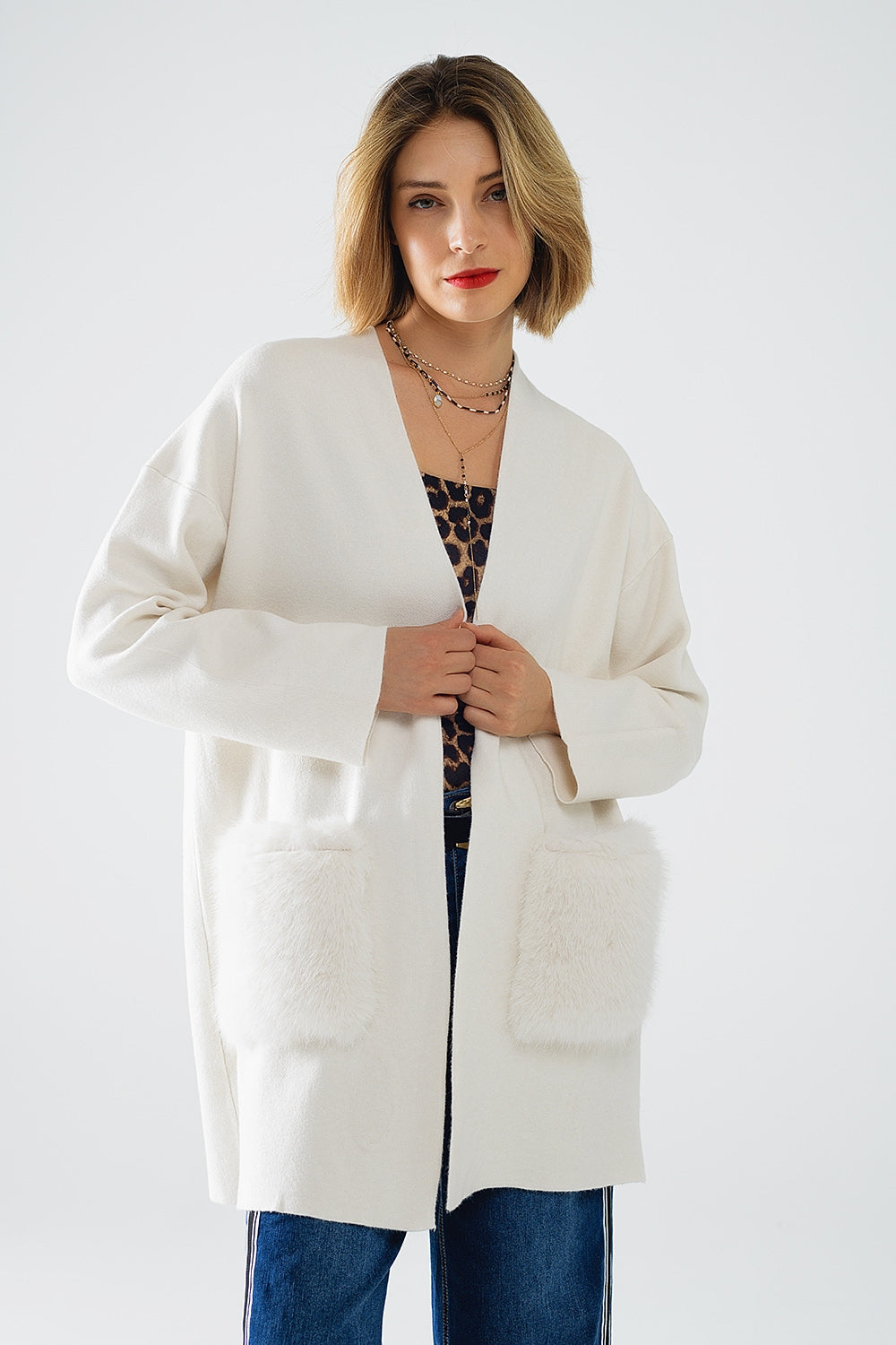 crème Cardigan maxi en tricot de haute qualité avec poches en fourrure