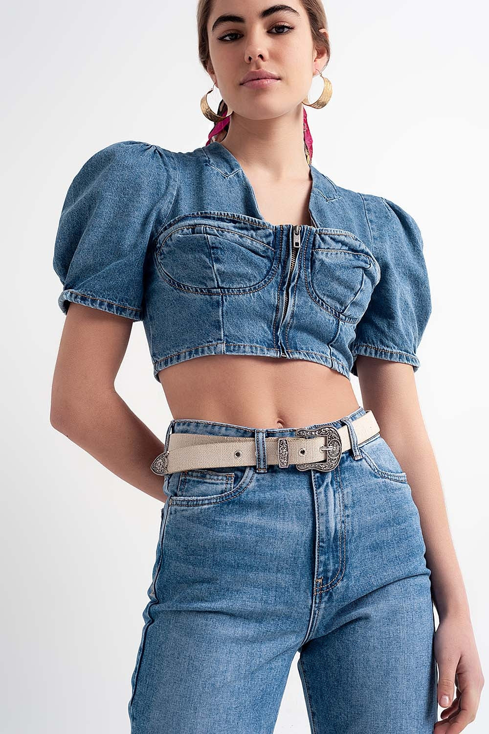 Crop top en denim à manches bouffantes avec détail style corset Bleu