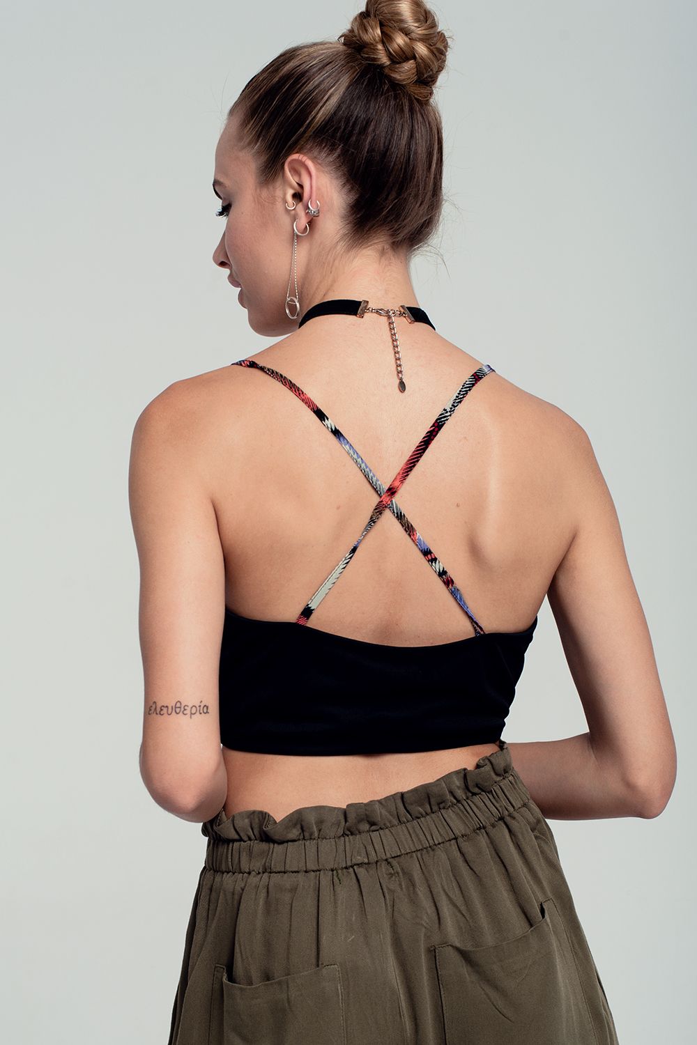 Crop top rouge imprimé tribal