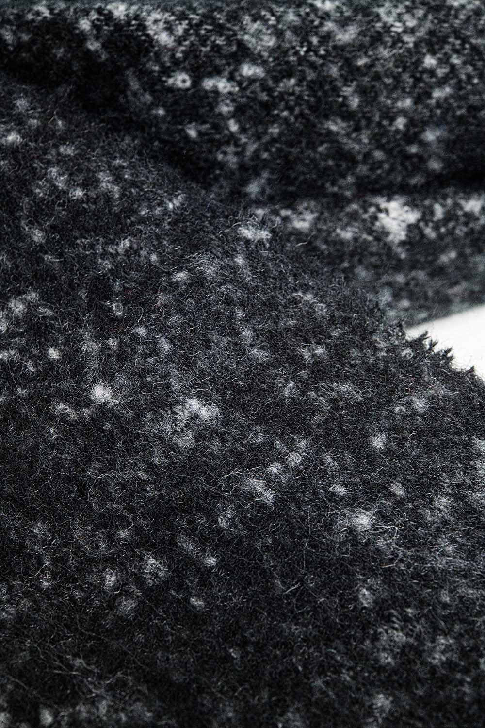 Écharpe à franges en noire
