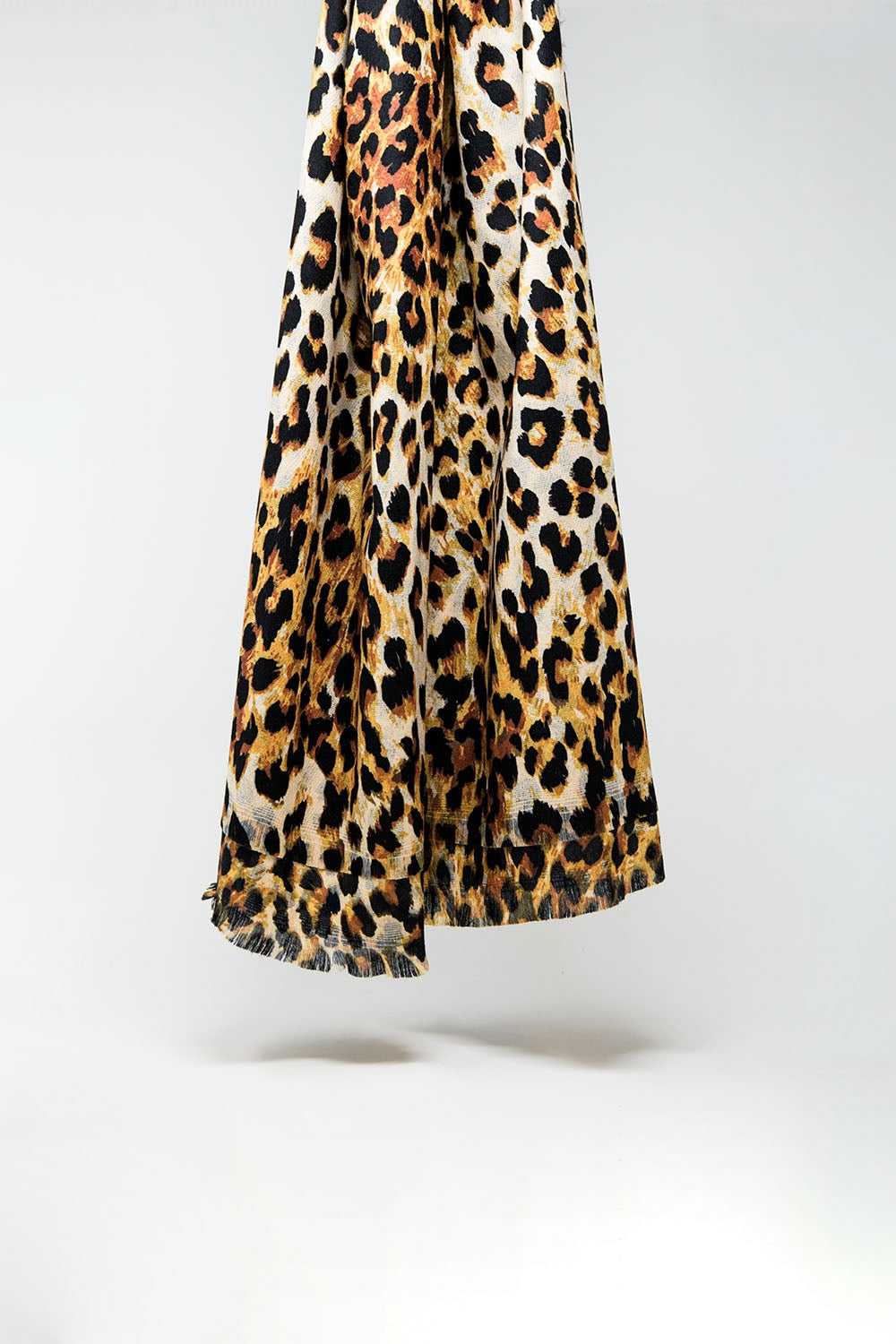 Q2 Echarpe finement tissée avec imprimé léopard en camel