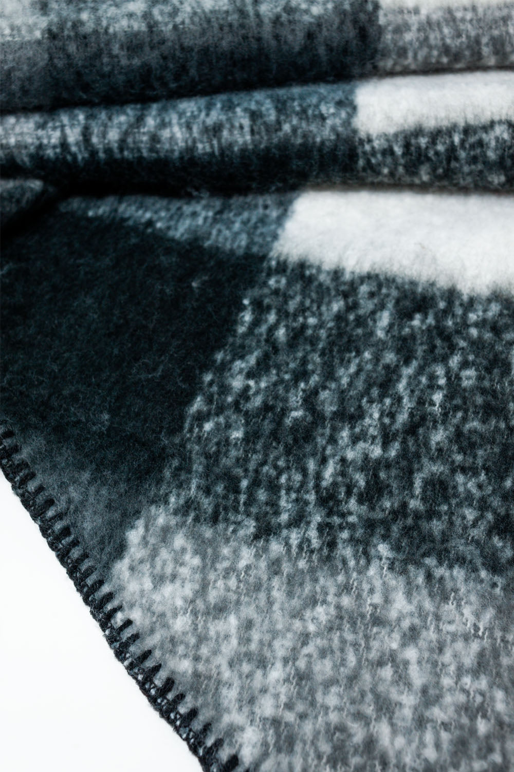 Foulard en noir et blanc